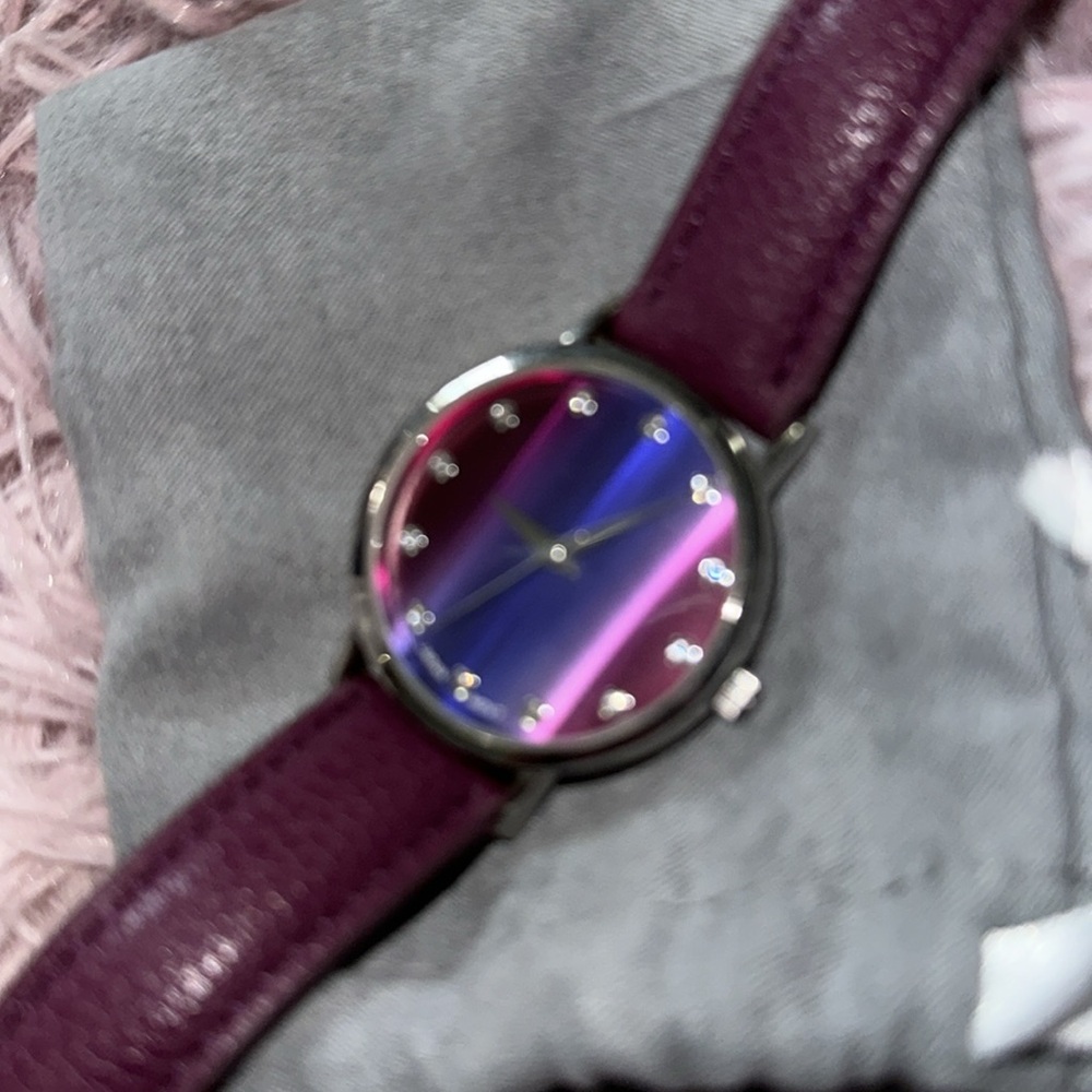 Beautiful Vintage Purple Watch - Picture 5 of 9